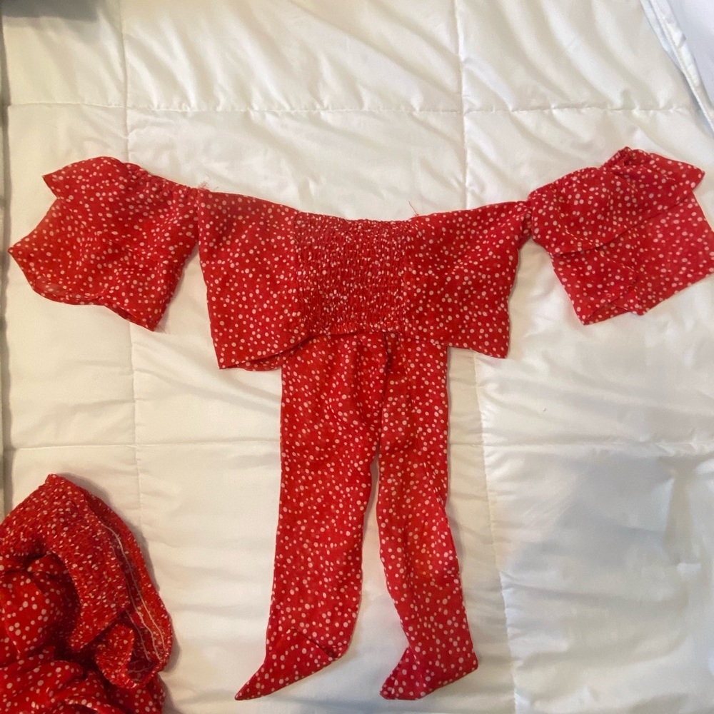 Beginning Boutique Red Patterned Set - image 4